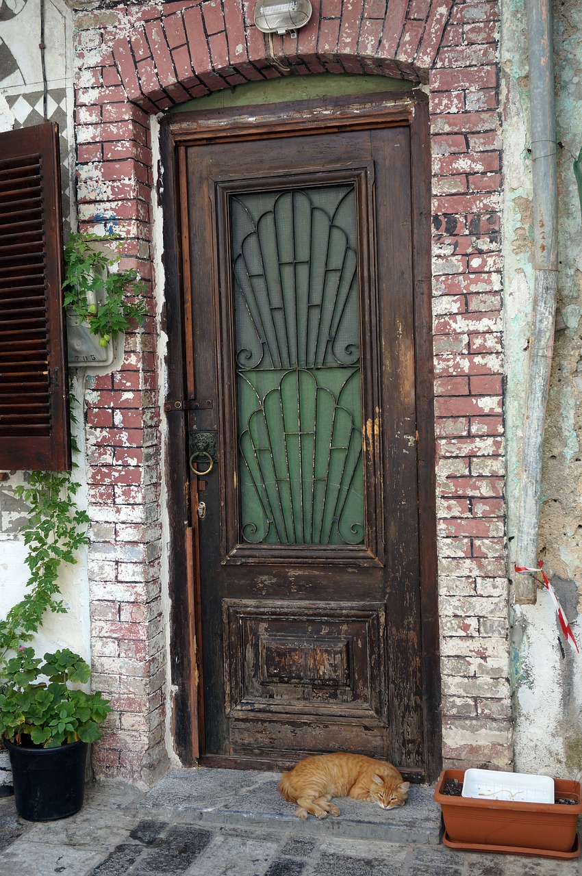 old house krot greece free photo