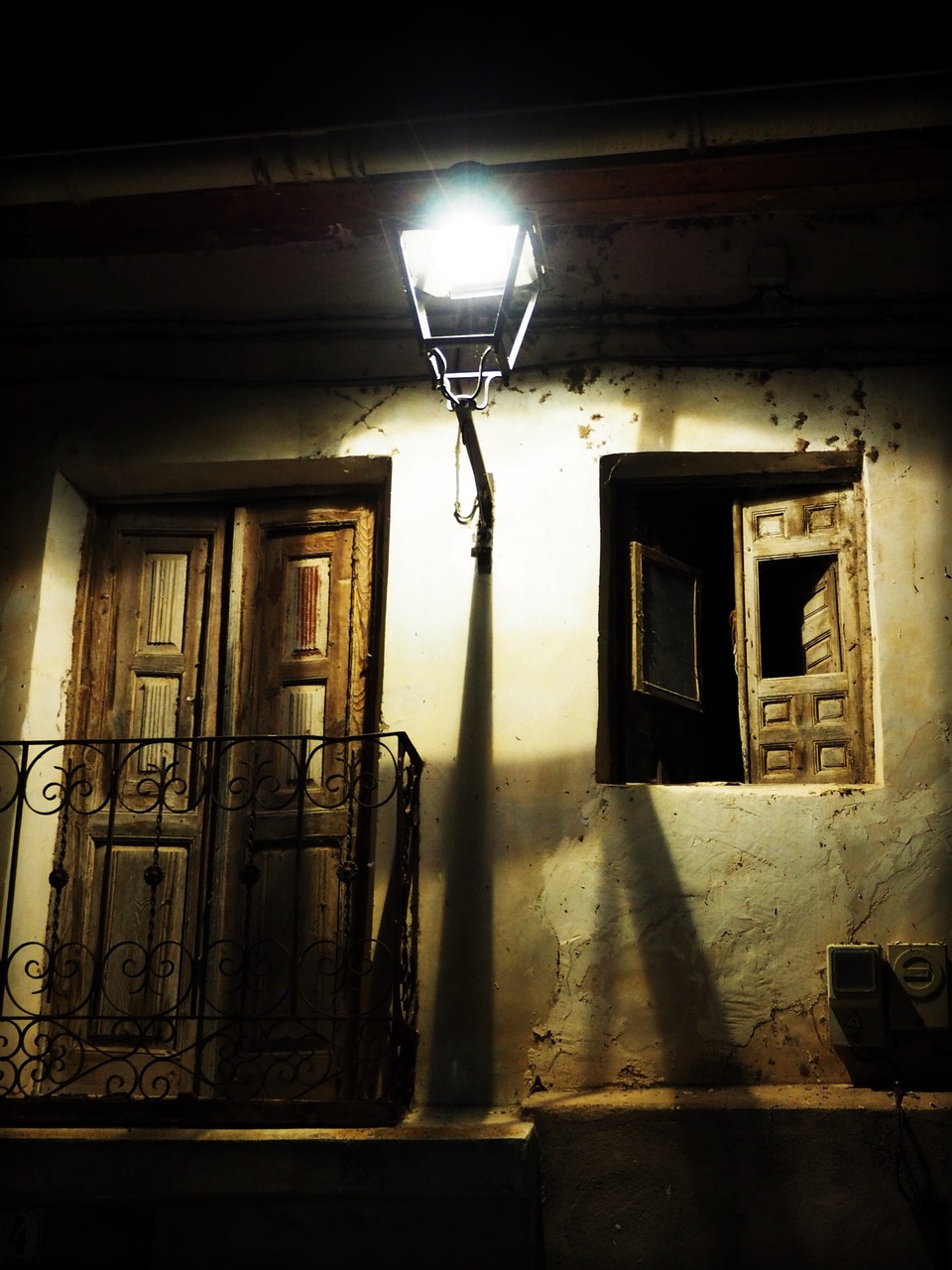 old house street lamp facade free photo