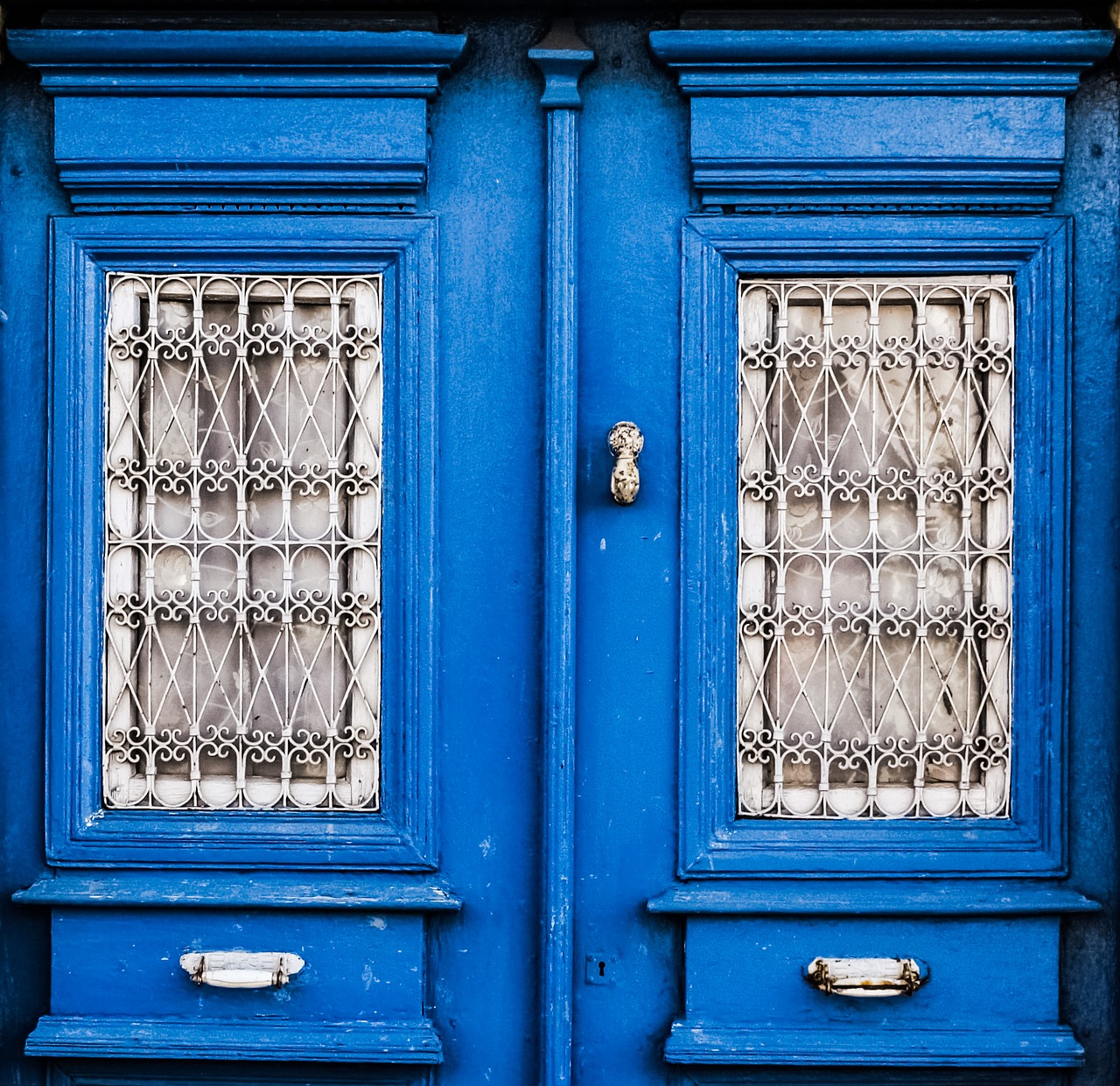 old house neoclassic door free photo