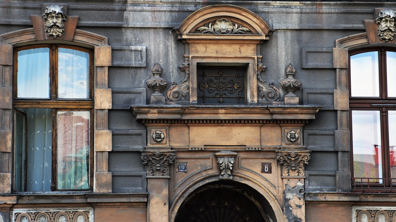 old house  facade  architecture free photo