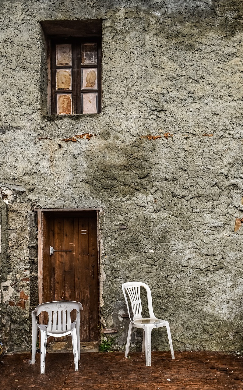 old house  abandoned  decay free photo