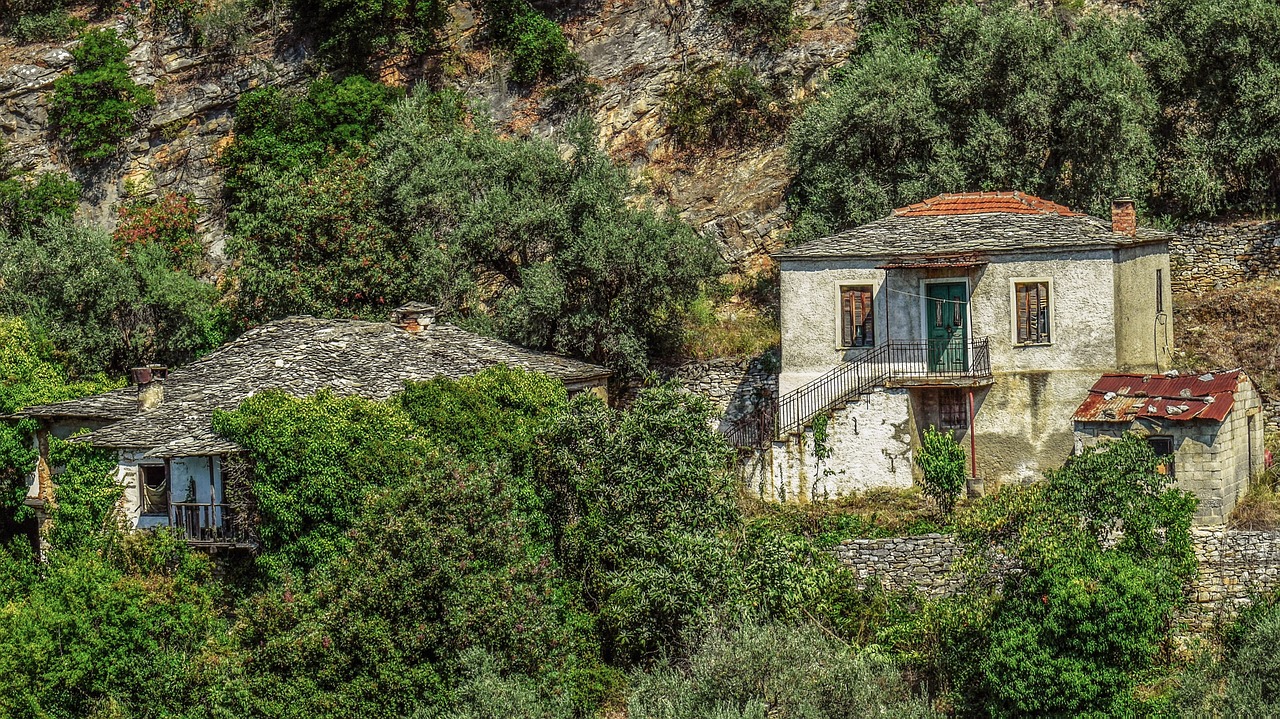 old houses abandoned decay free photo