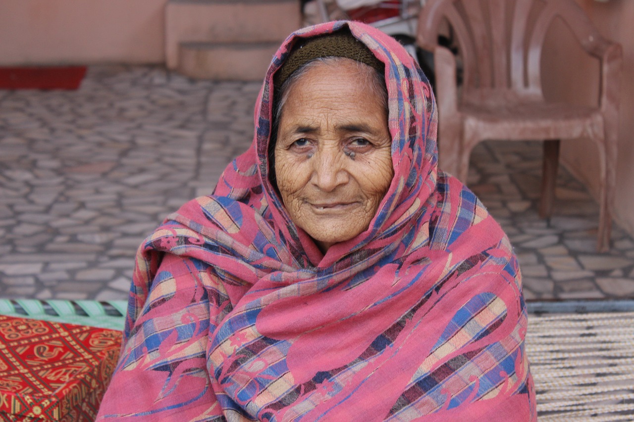 old lady india patiala free photo