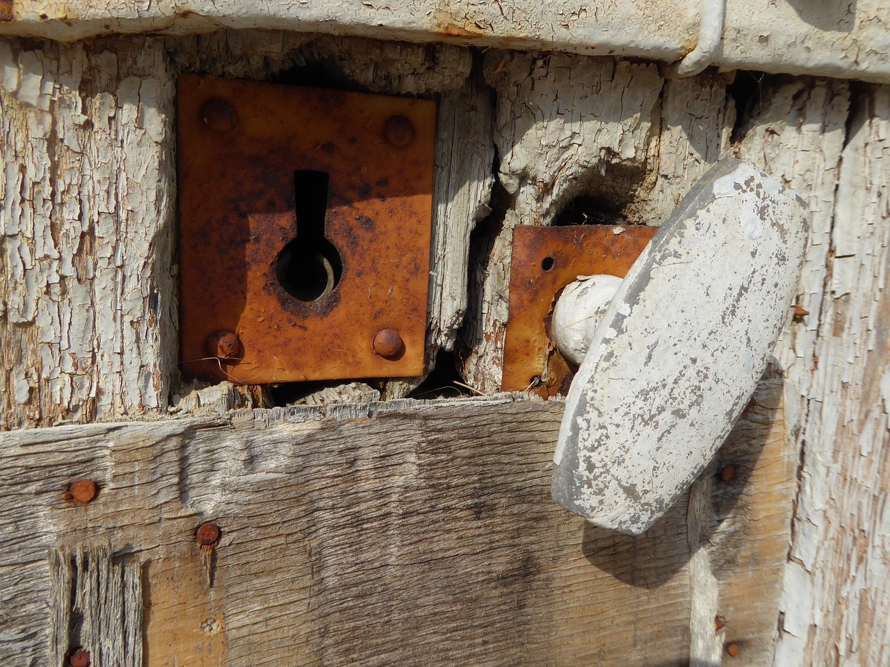 old lock rusty doorknob free photo