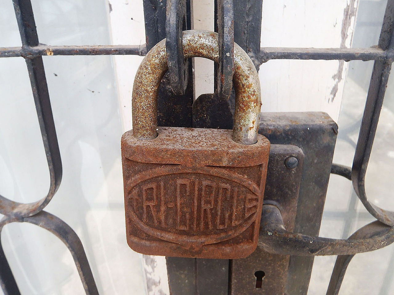 old lock pedal lock rusty lock free photo