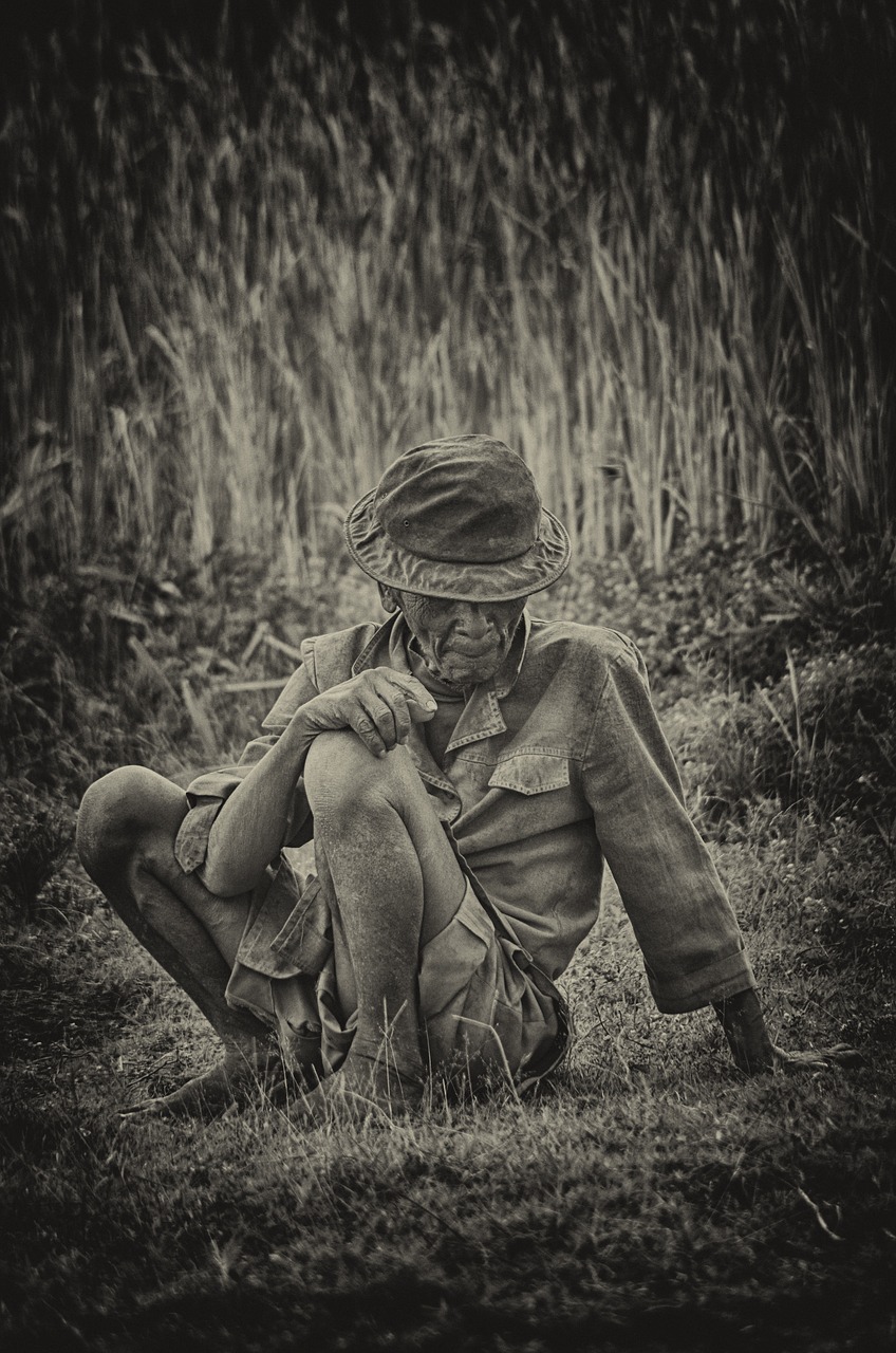 old man black and white portrait extreme poverty free photo