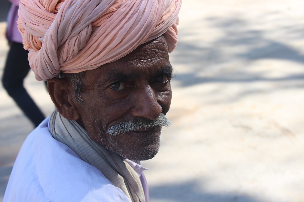 old man turban folk free photo