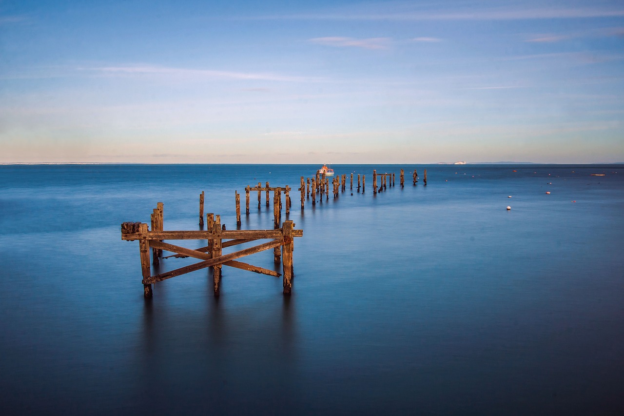 old pier bay coast free photo