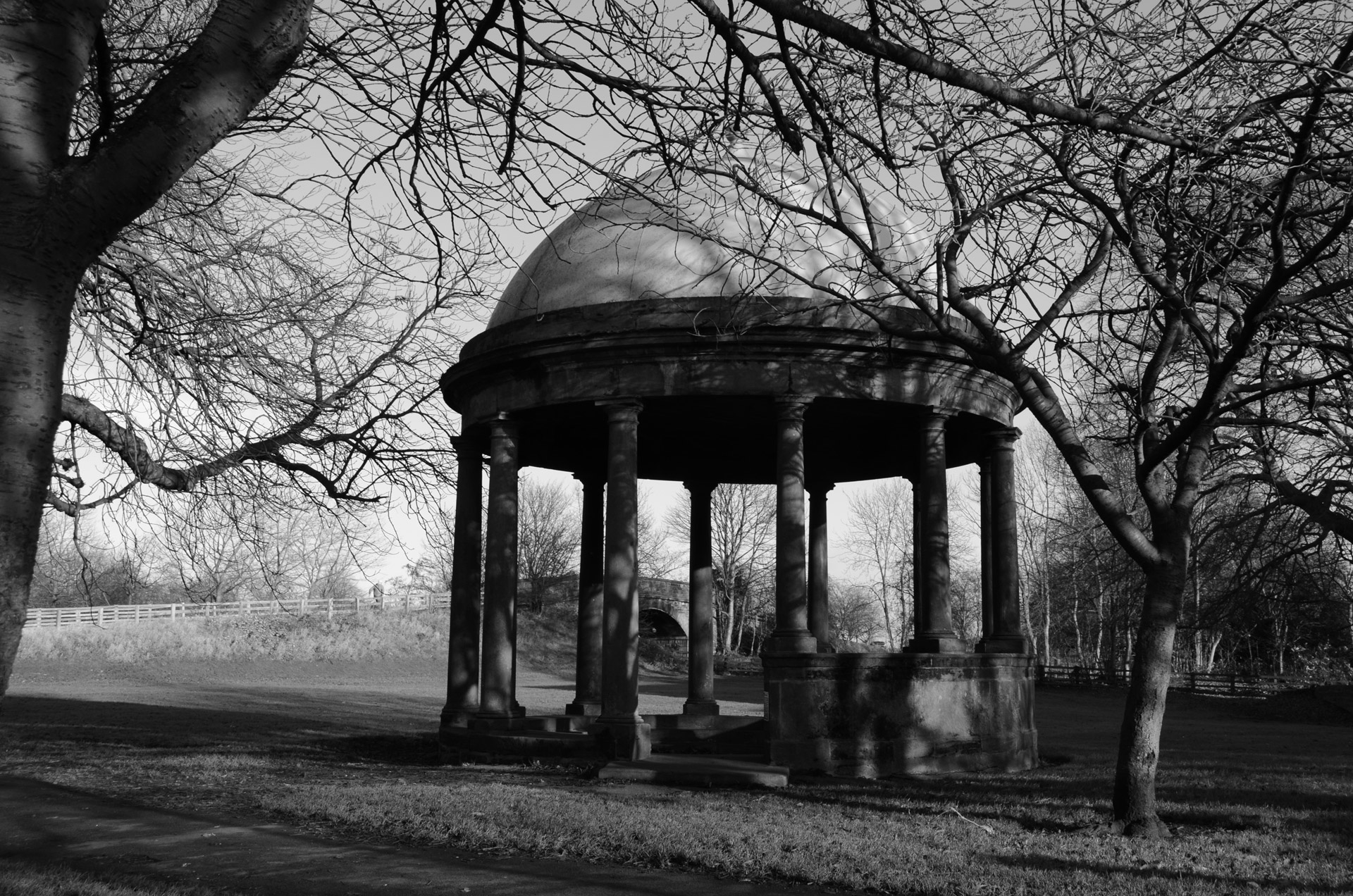 old rotunda architecture free photo