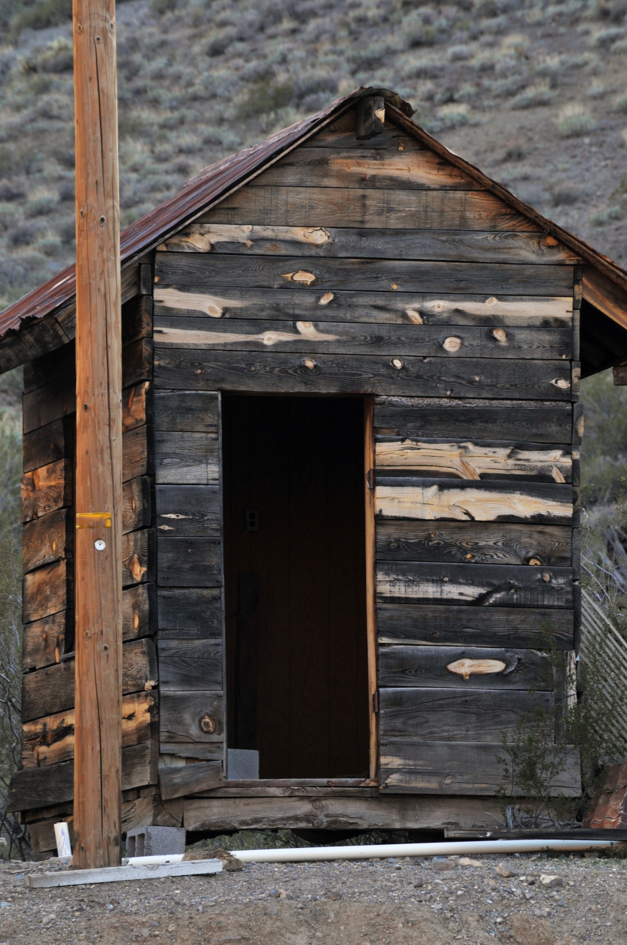 shack old wooden free photo