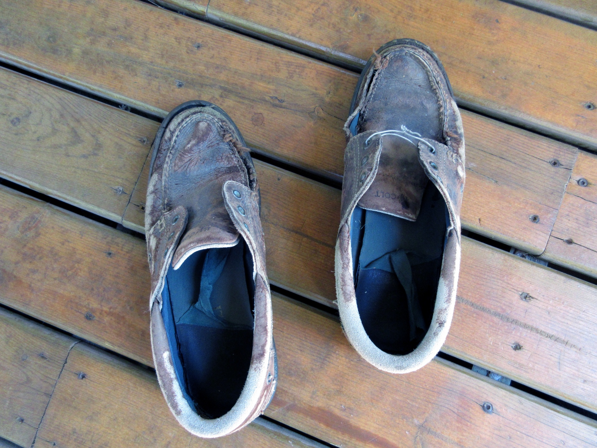 old shoes deck free photo