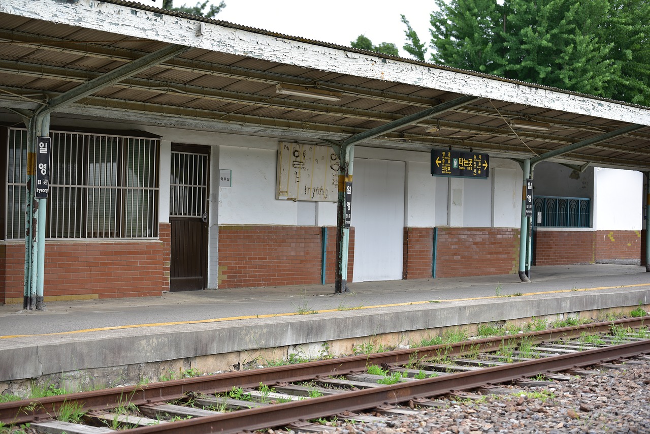 old station station korail free photo