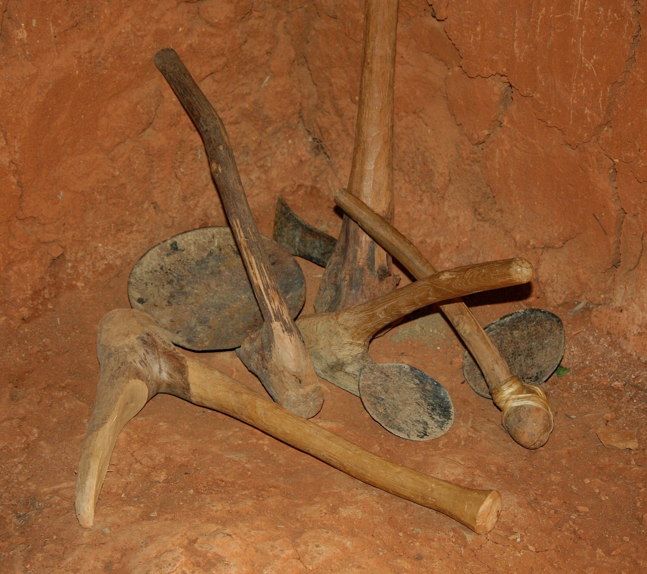 old tools african 17th century free photo