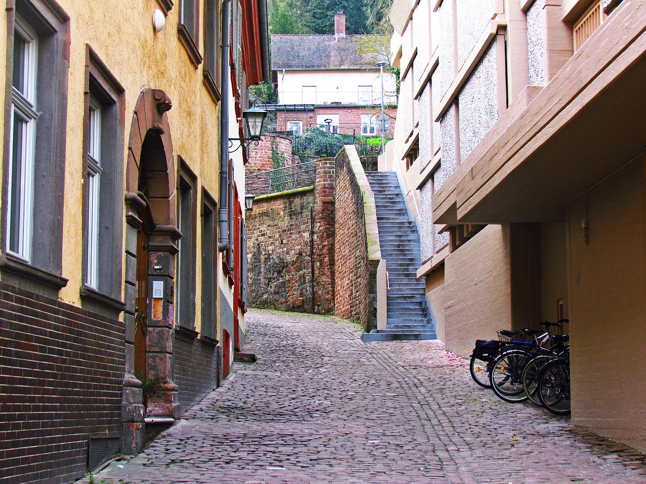 old town city alley free photo