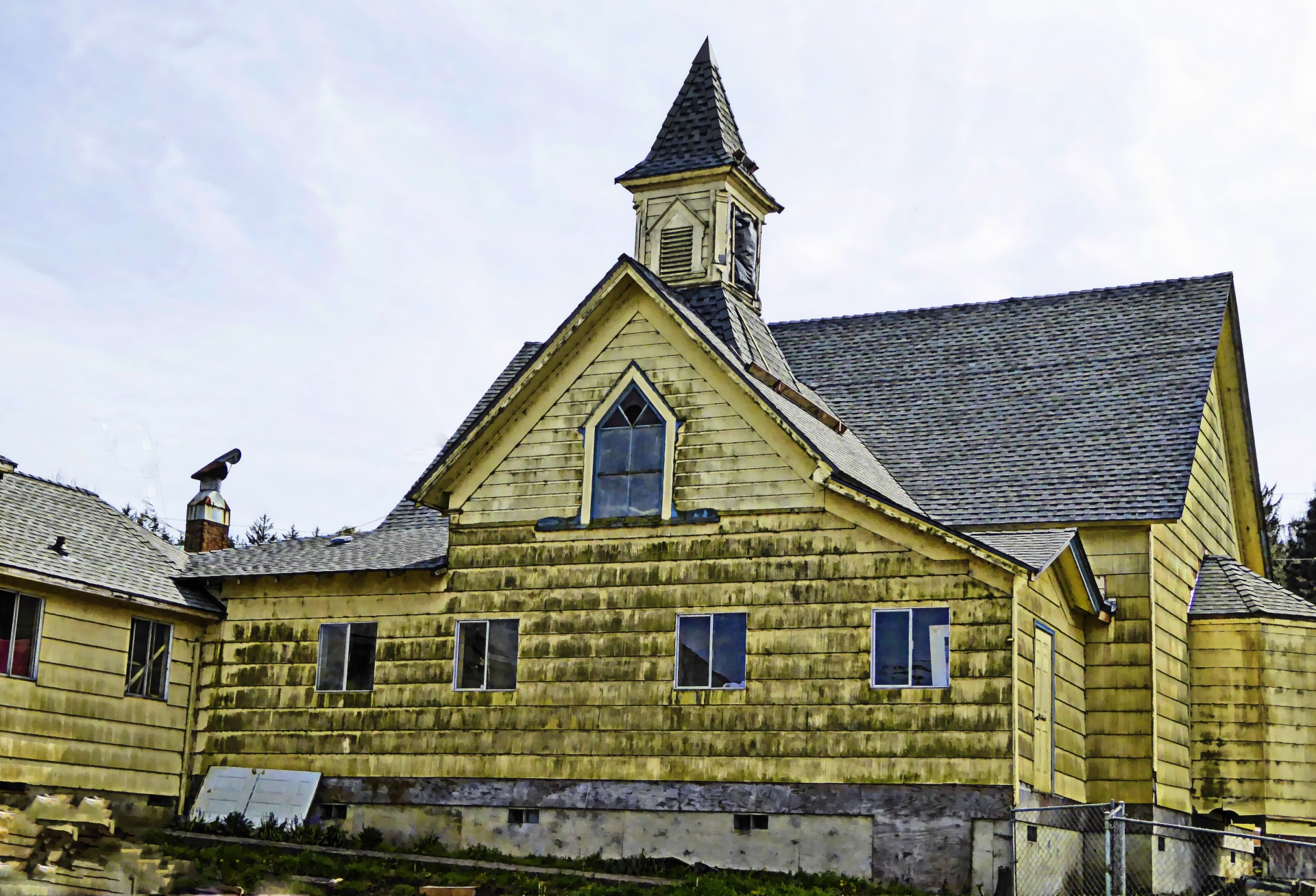 old church architecture free photo