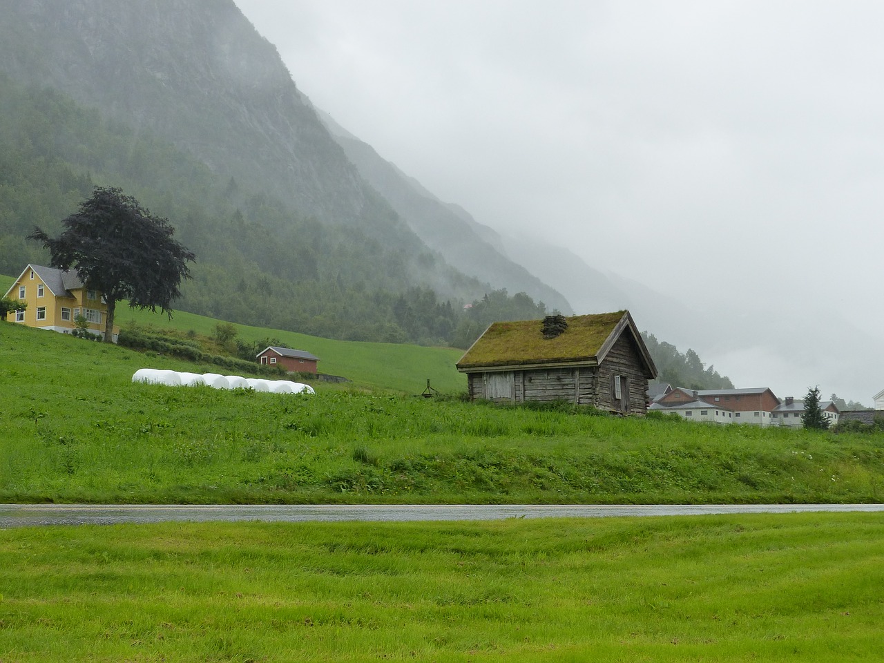 olden norway mountains free photo