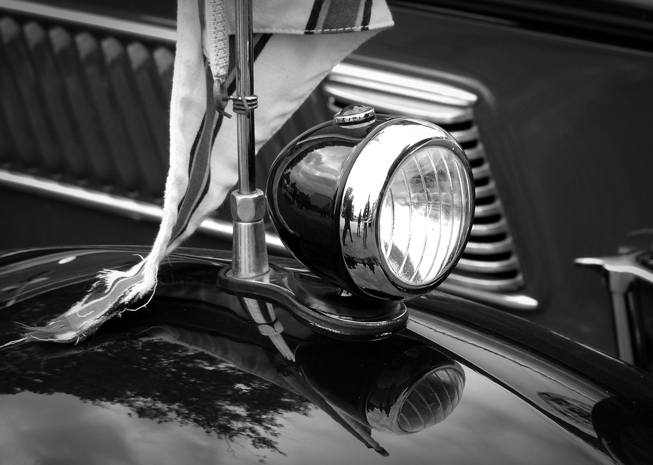 oldtimer spotlight classic free photo