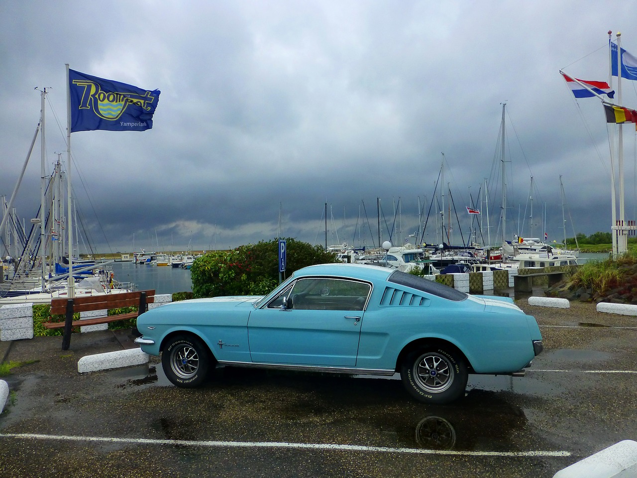 oldtimer ford mustang port free photo