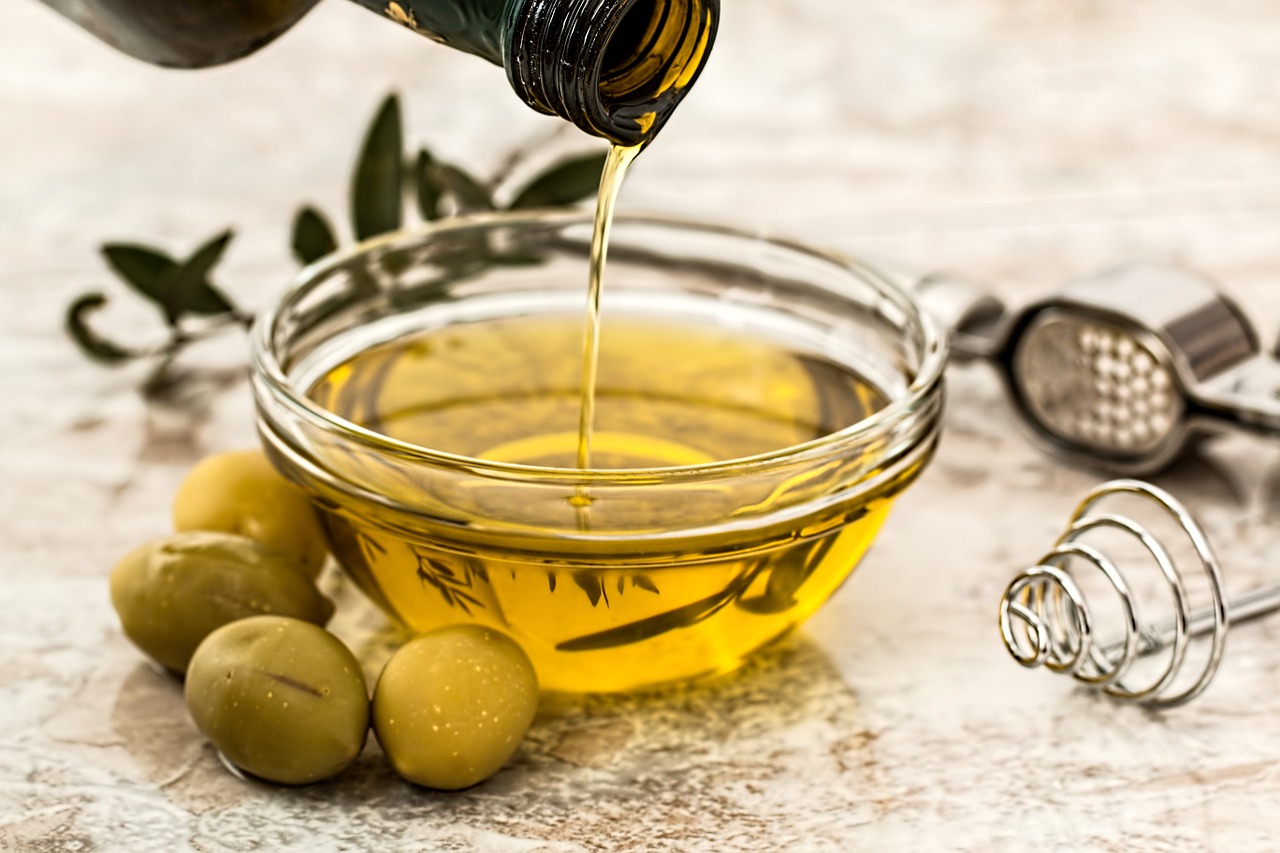 olive oil salad dressing cooking free photo