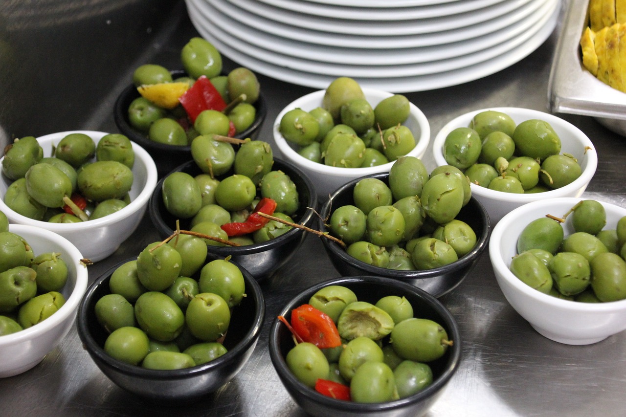 olives olivas olive free photo