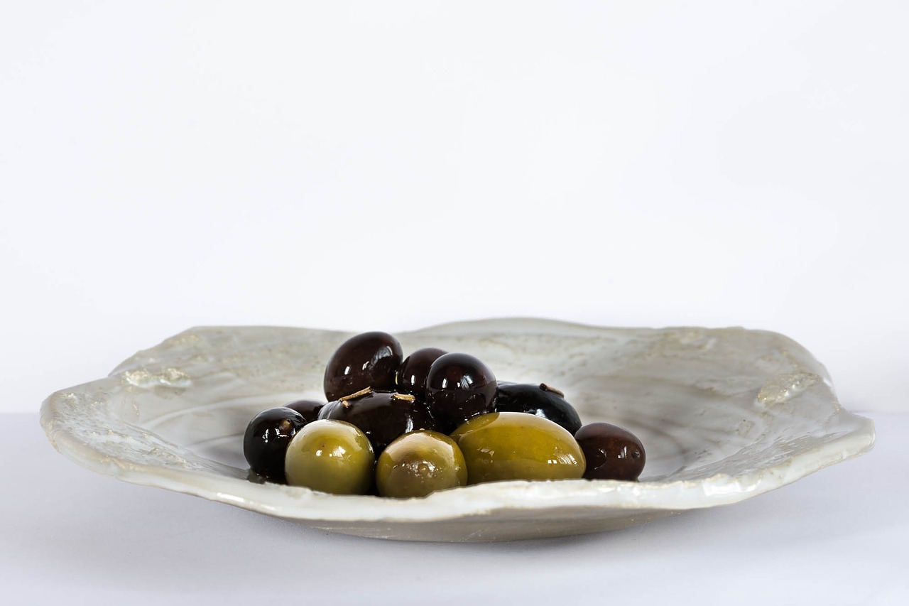 olives plate aperitif free photo