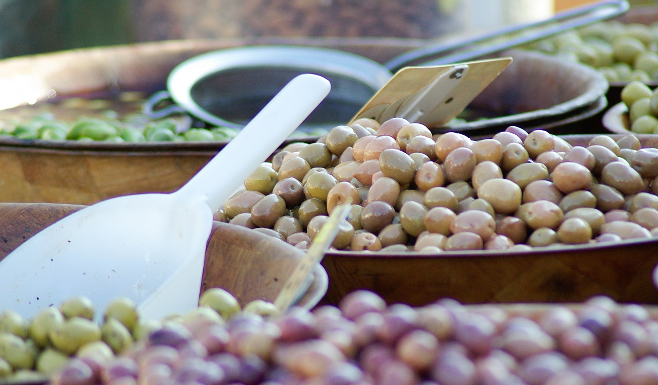 olives olivier market free photo