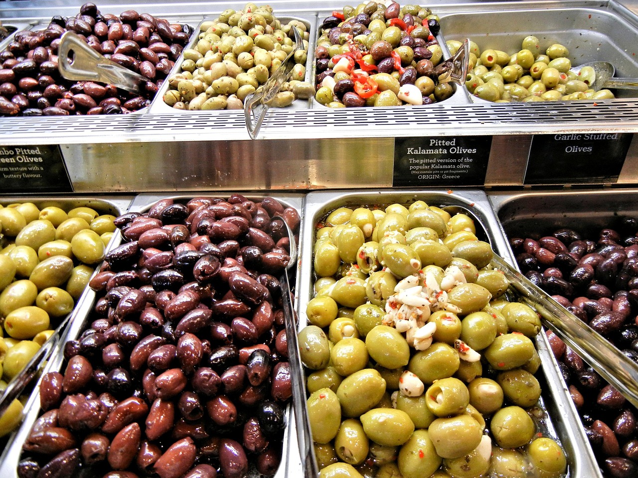 olives pitted kalamata garlic stuffed free photo
