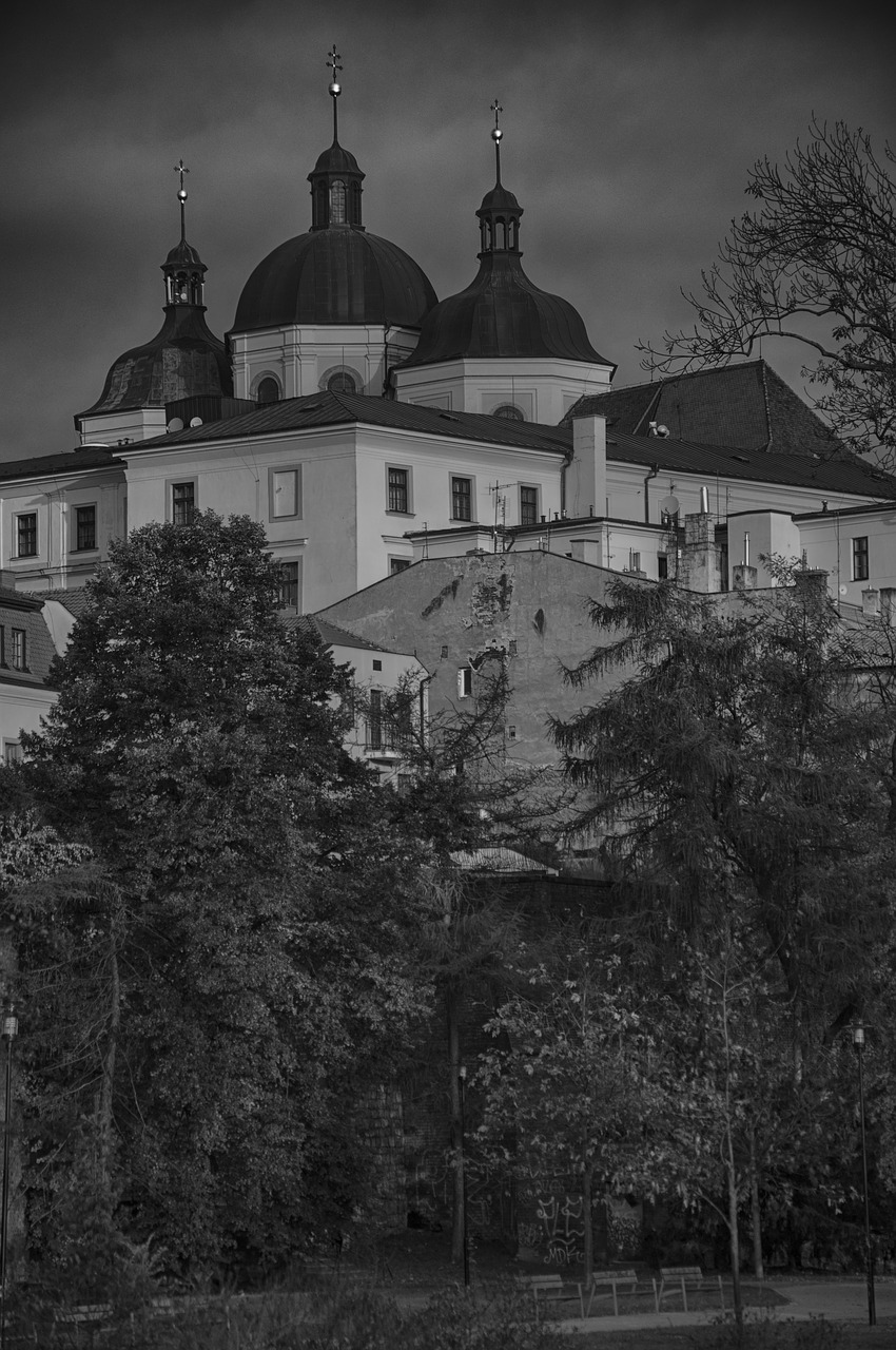 olomouc  church  architecture free photo