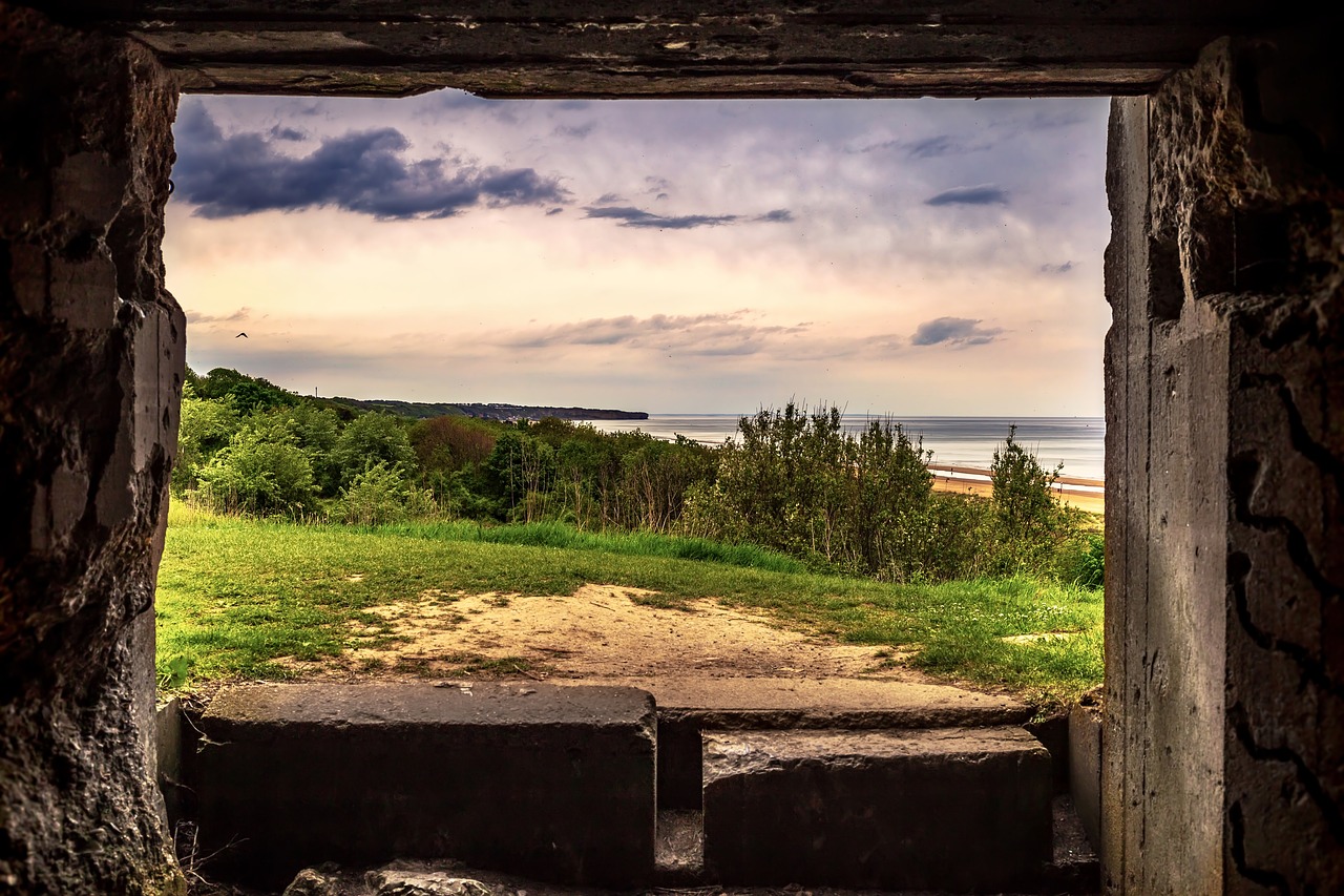 omaha  beach  world war ii free photo