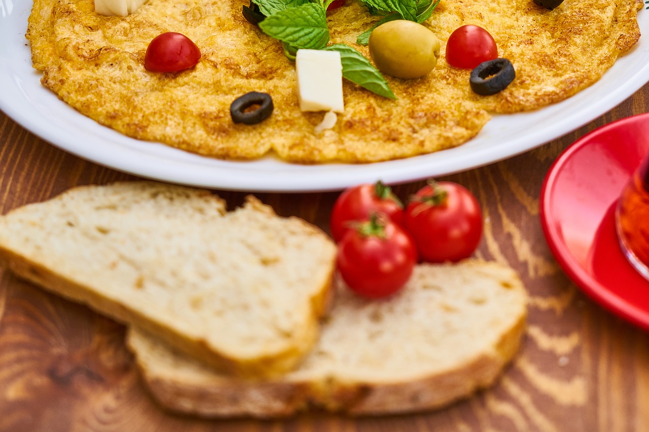 omelet bread healthy food free photo