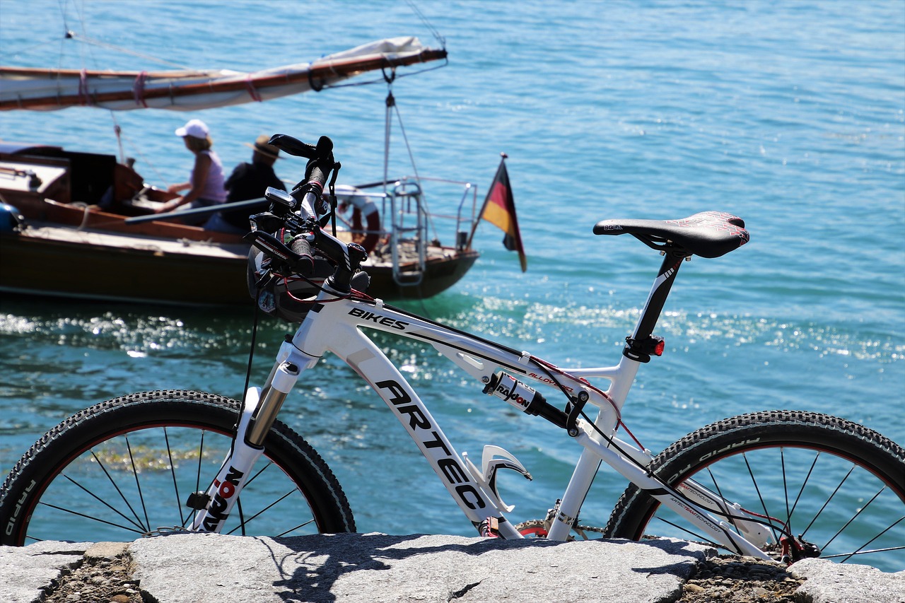 on the water  boat  bike free photo