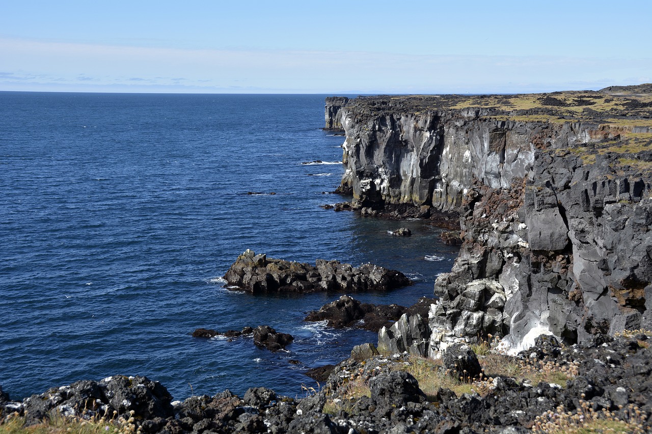 öndverðarnes cliff cliffs free photo