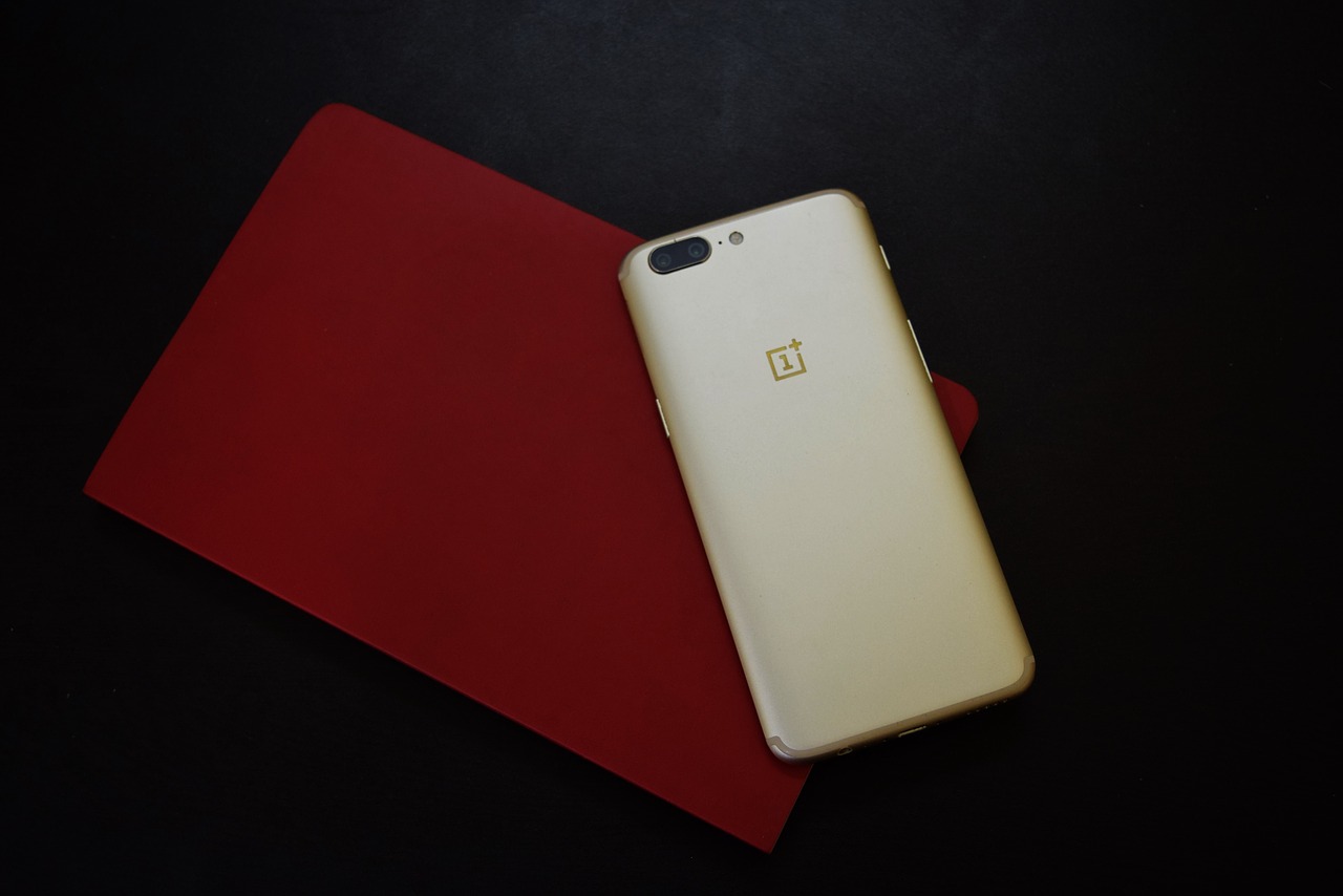 oneplus  android  smartphone free photo