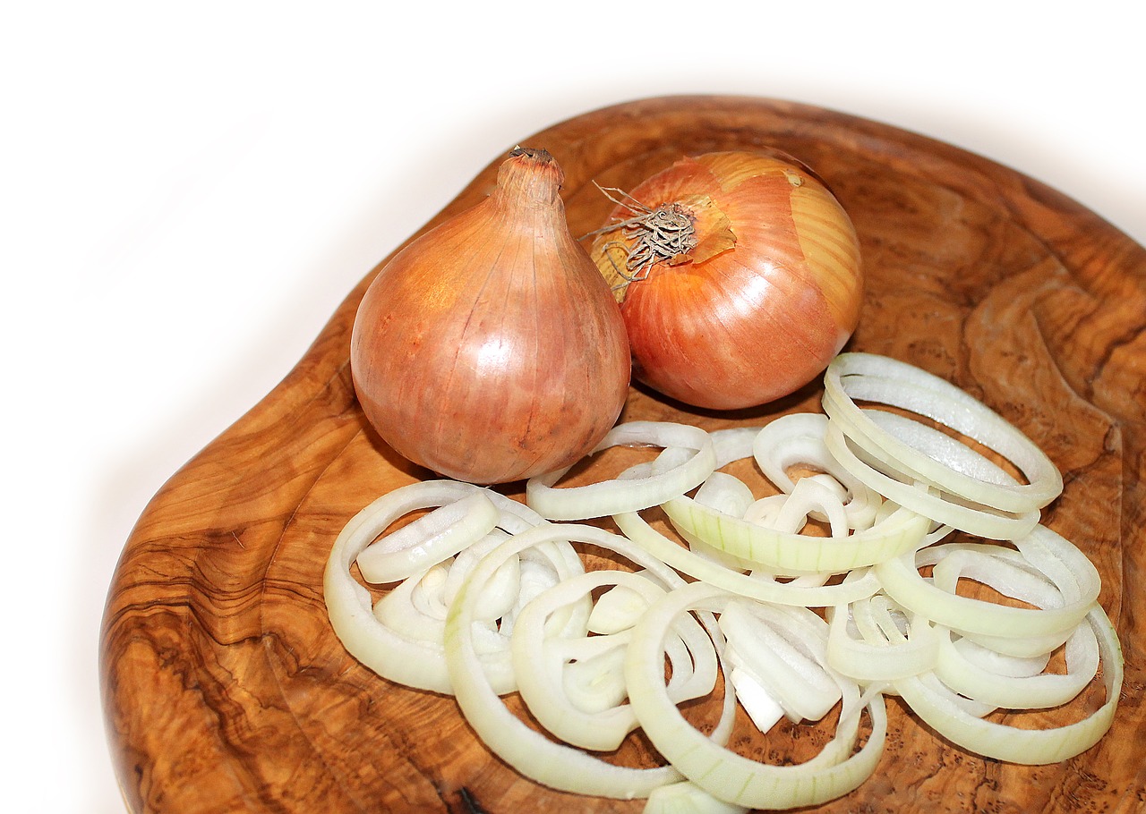 onion cutting board food free photo