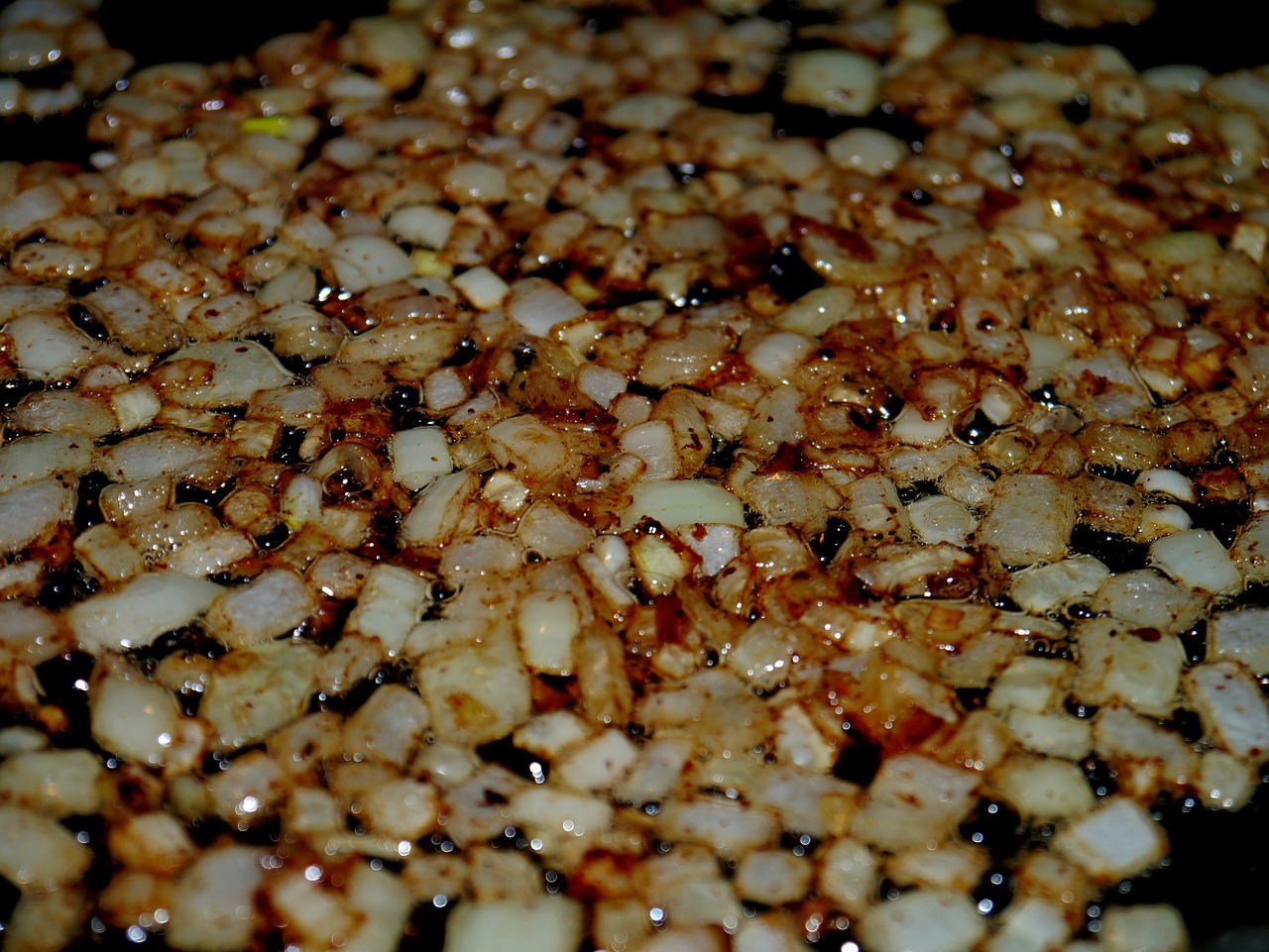 onions pan oil free photo