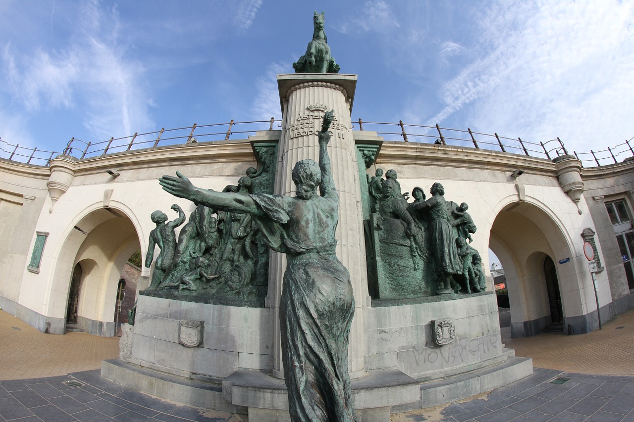 oostende monument leopold free photo