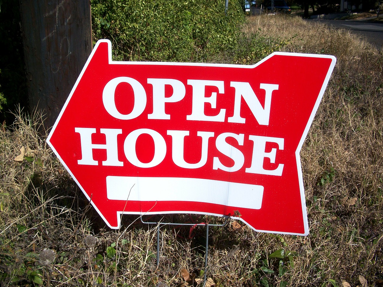 open house sign post arrow free photo