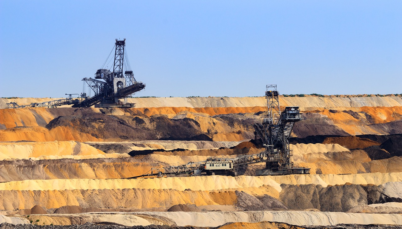 open pit mining  carbon  industry free photo