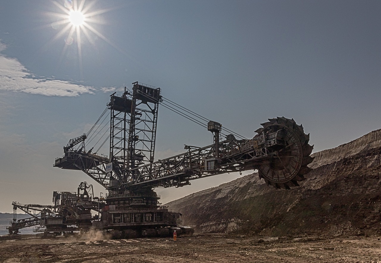 open pit mining  carbon  brown coal free photo