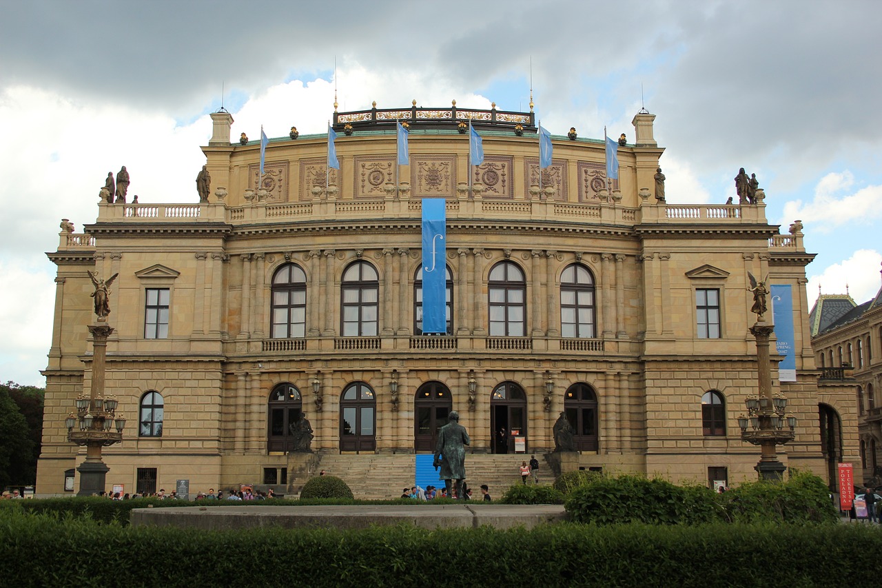 opera house prague czech republic free photo