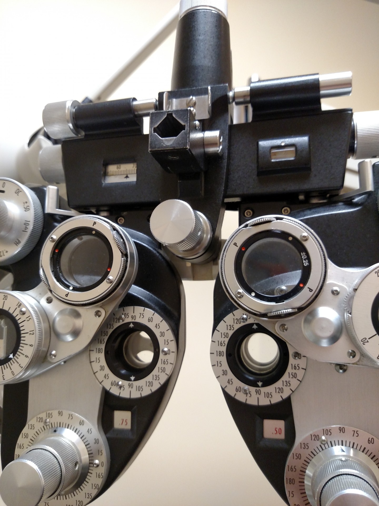 optometrist diopter laboratory free photo