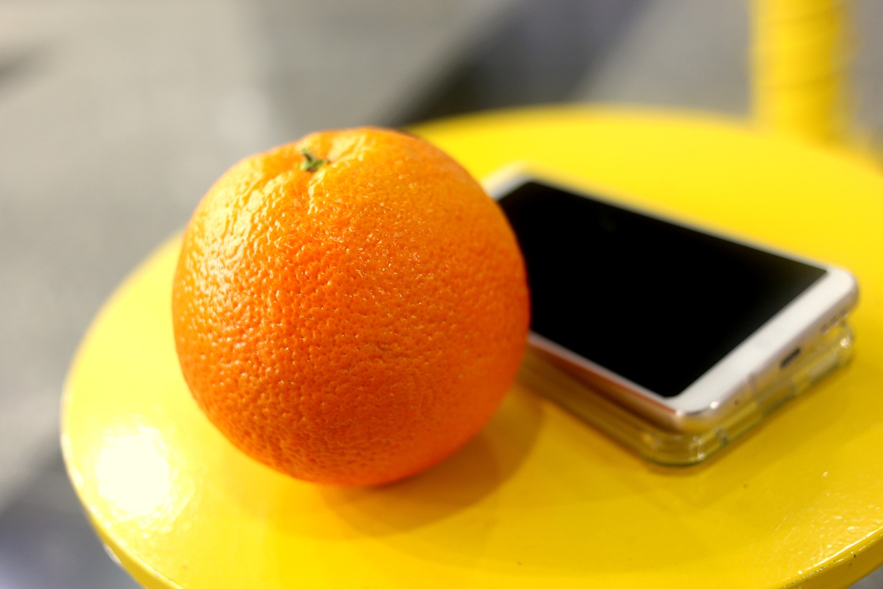 orange  fruit  table free photo