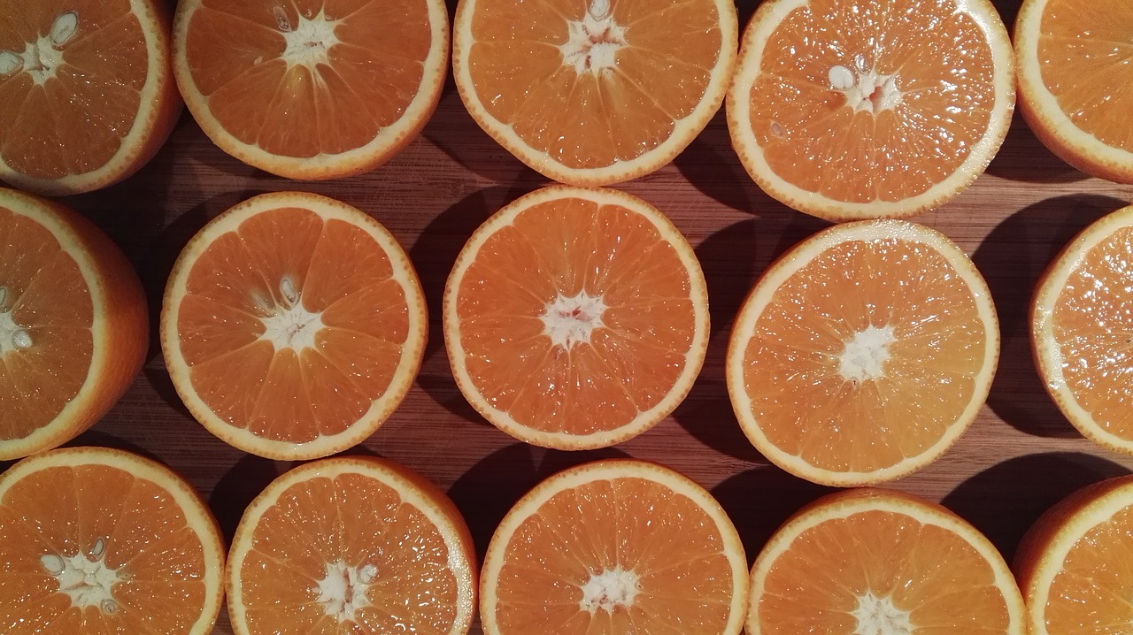oranges half symmetry free photo