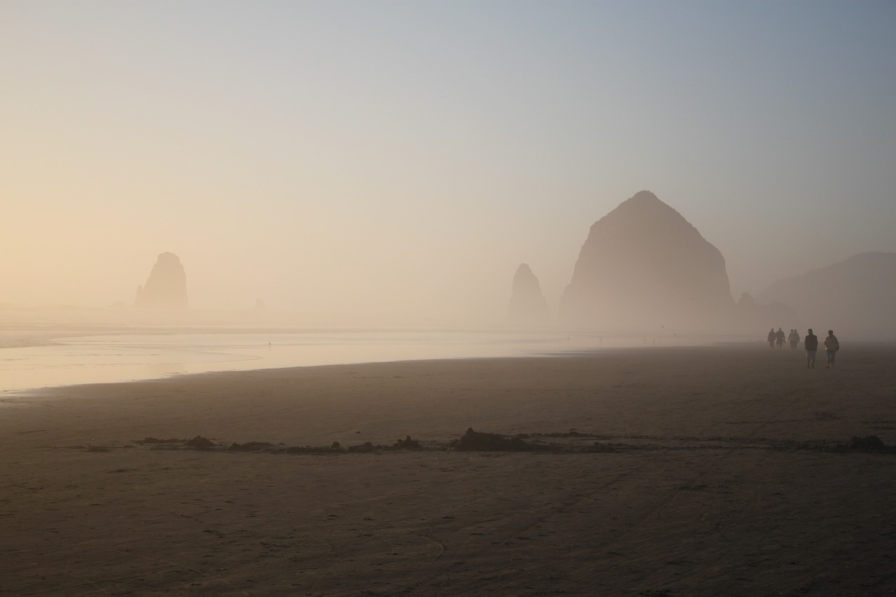 oregon coast cannon beach free photo