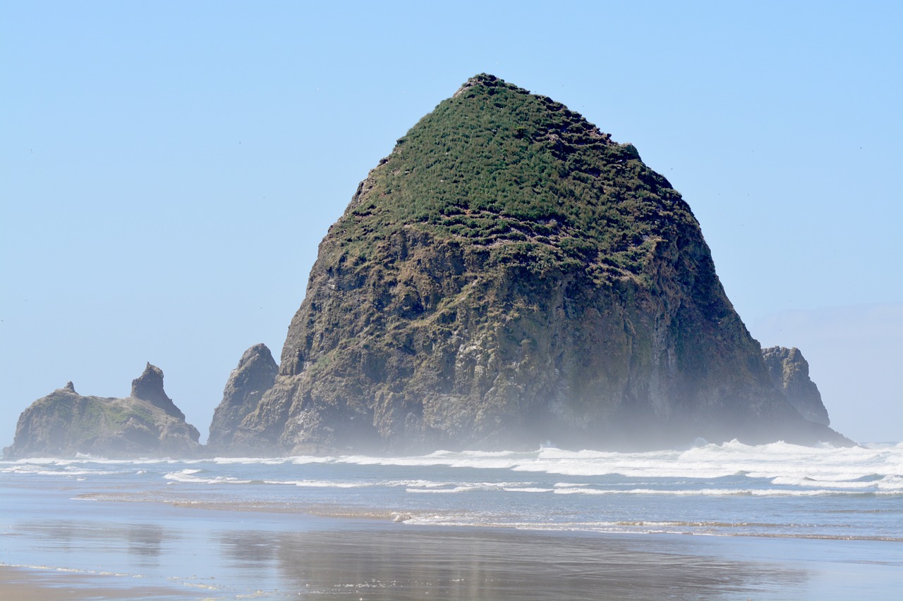 oregon cannon beach beach chairs free photo