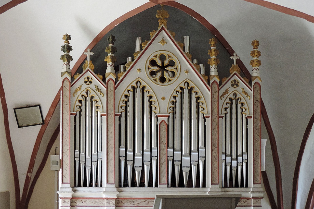 organ church organ organ whistle free photo