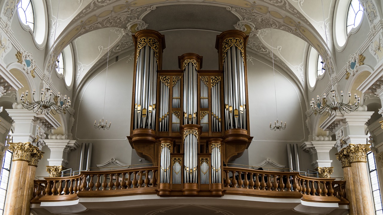organ church architecture free photo