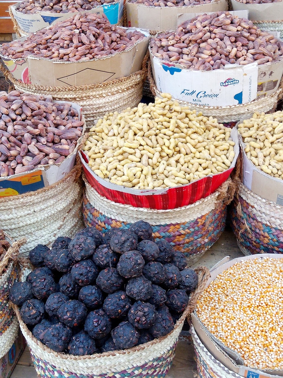 oriental market display peanuts free photo