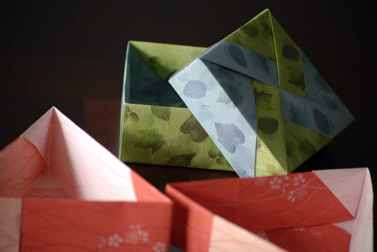 origami  papercrafting  origami boxes free photo