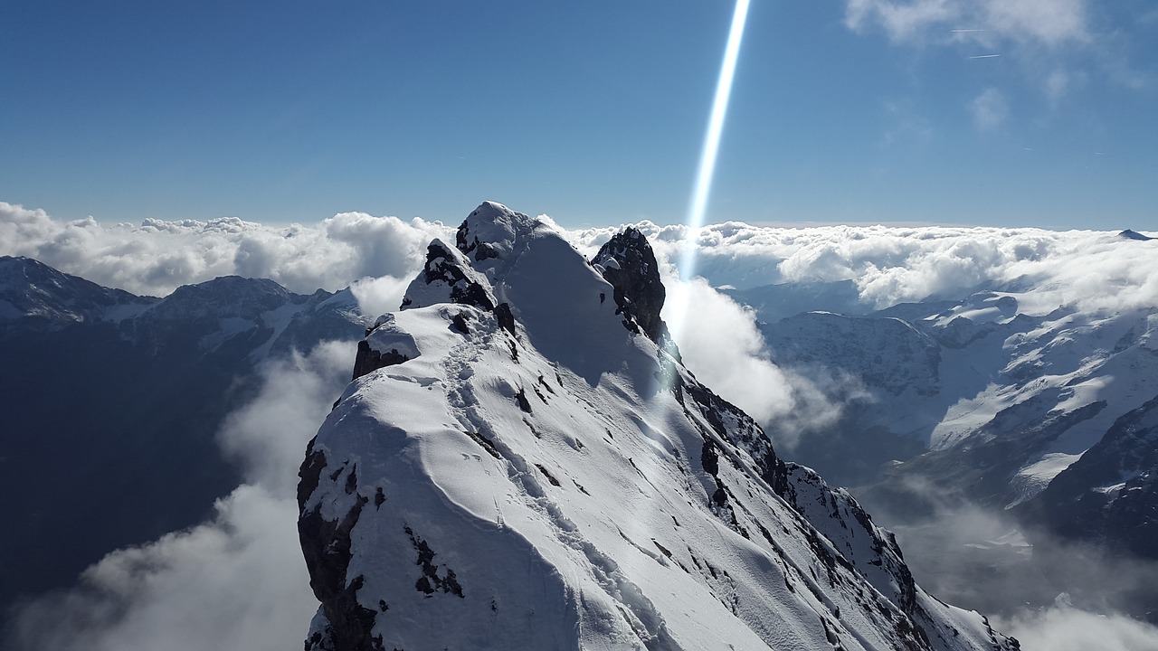 ortler ridge high-altitude mountain tour free photo
